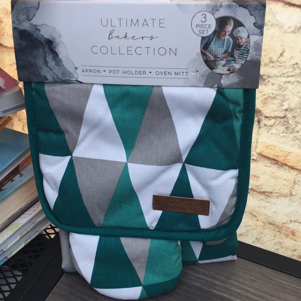 New Eco One 3 pc Set Apron/Oven Mitt/Potholder Housewarming Gift Holiday Hostess